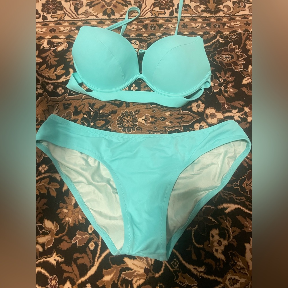 Victoria Secret bikini